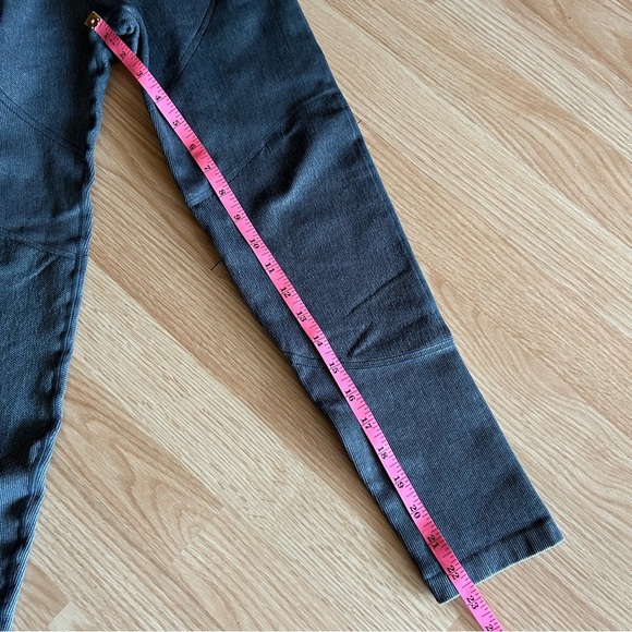 Aerie Offline Gray Ribbed High Rise Leggings Medium - Picture 7 of 8